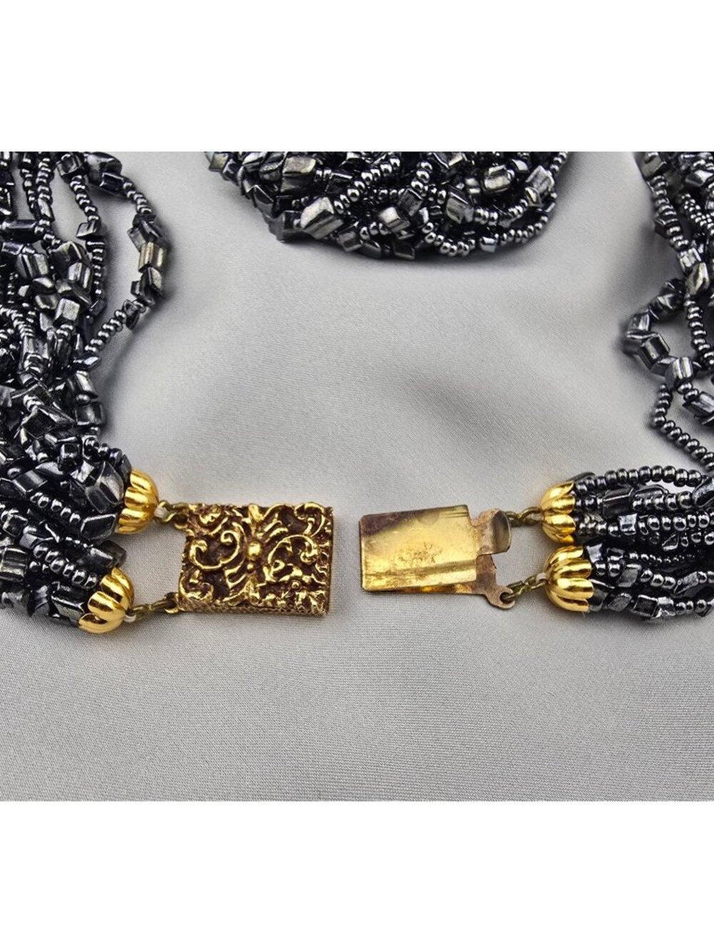 14-Strand Hematite Beaded Necklace 21" Ornate Gold-Tone Clasp Made In Italy BOLD - Picture 10 of 12